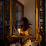 La Hotel