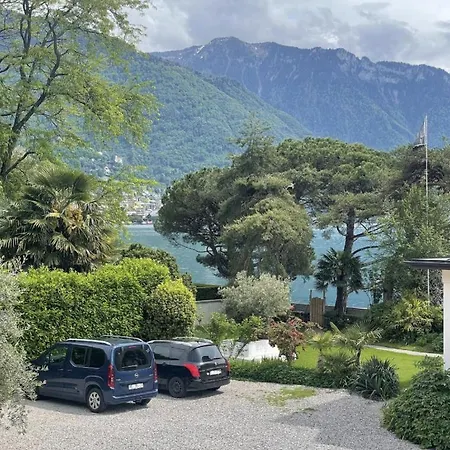 La 4*