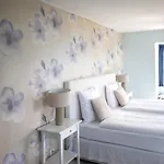 La Otel 4*